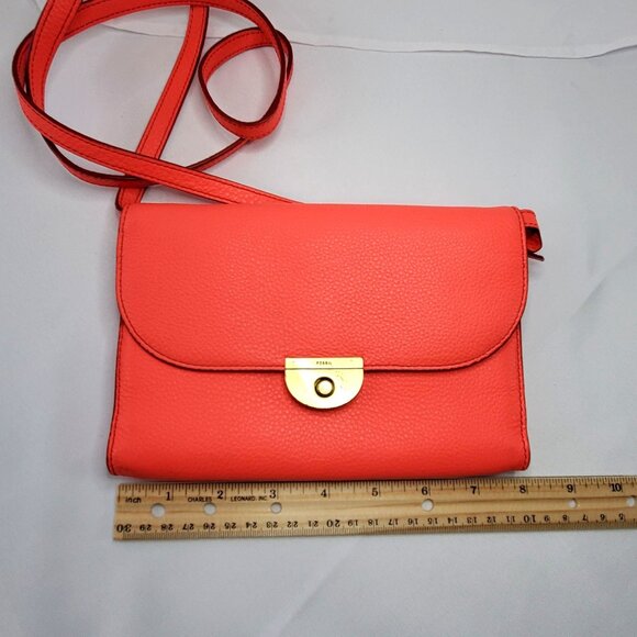 Fossil Margot Crossbody Coral Leather Bag With Adjustable Strap & Gold Hardware - Picture 4 of 10